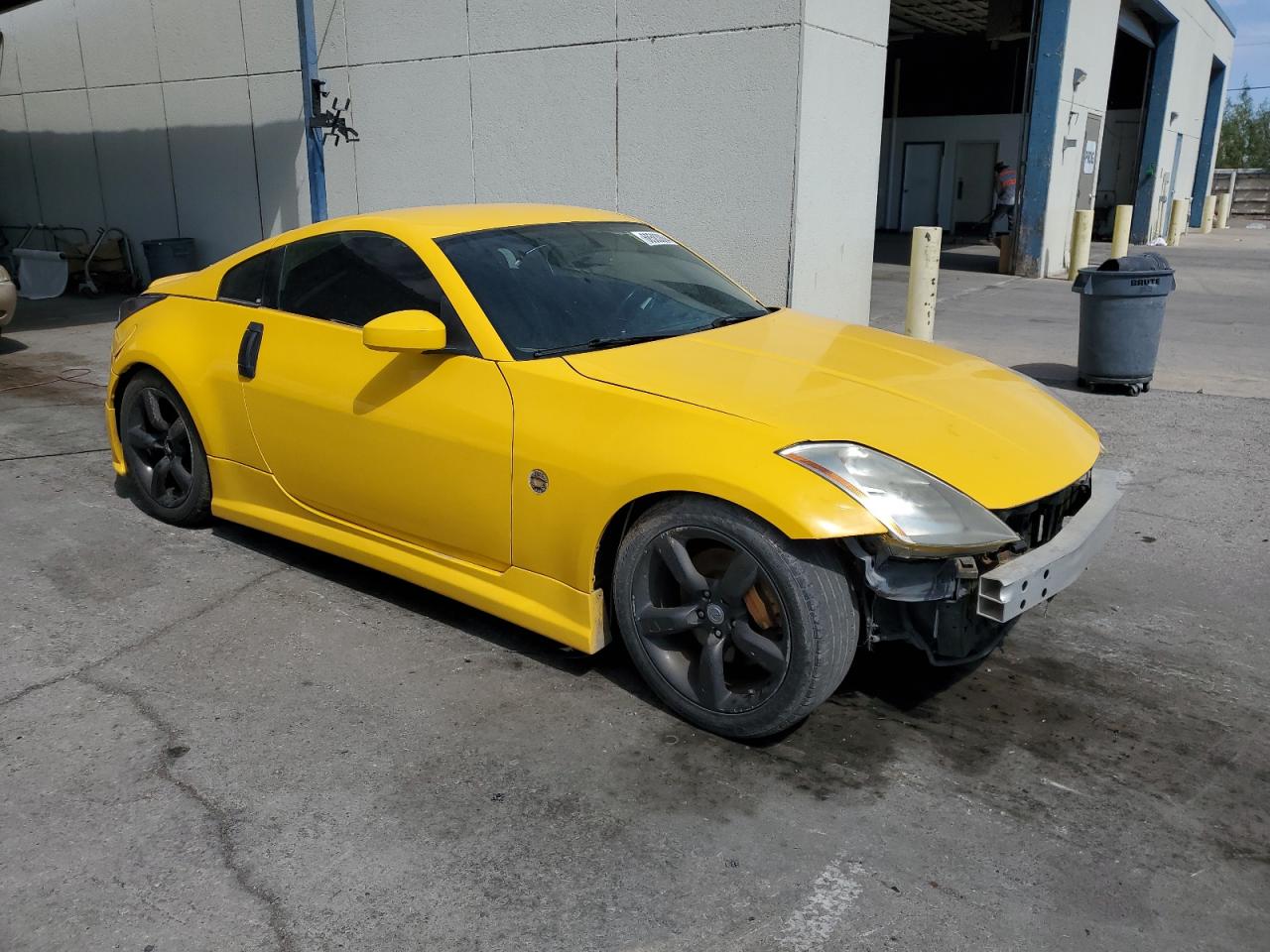 2005 Nissan 350Z Coupe VIN: JN1AZ34D15M609352 Lot: 68583864