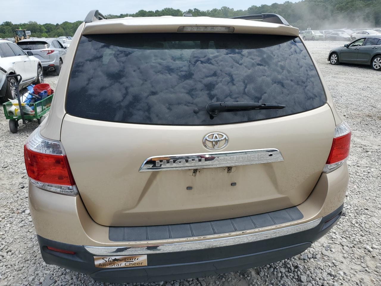 2011 Toyota Highlander Base VIN: 5TDZK3EH7BS039203 Lot: 66470334