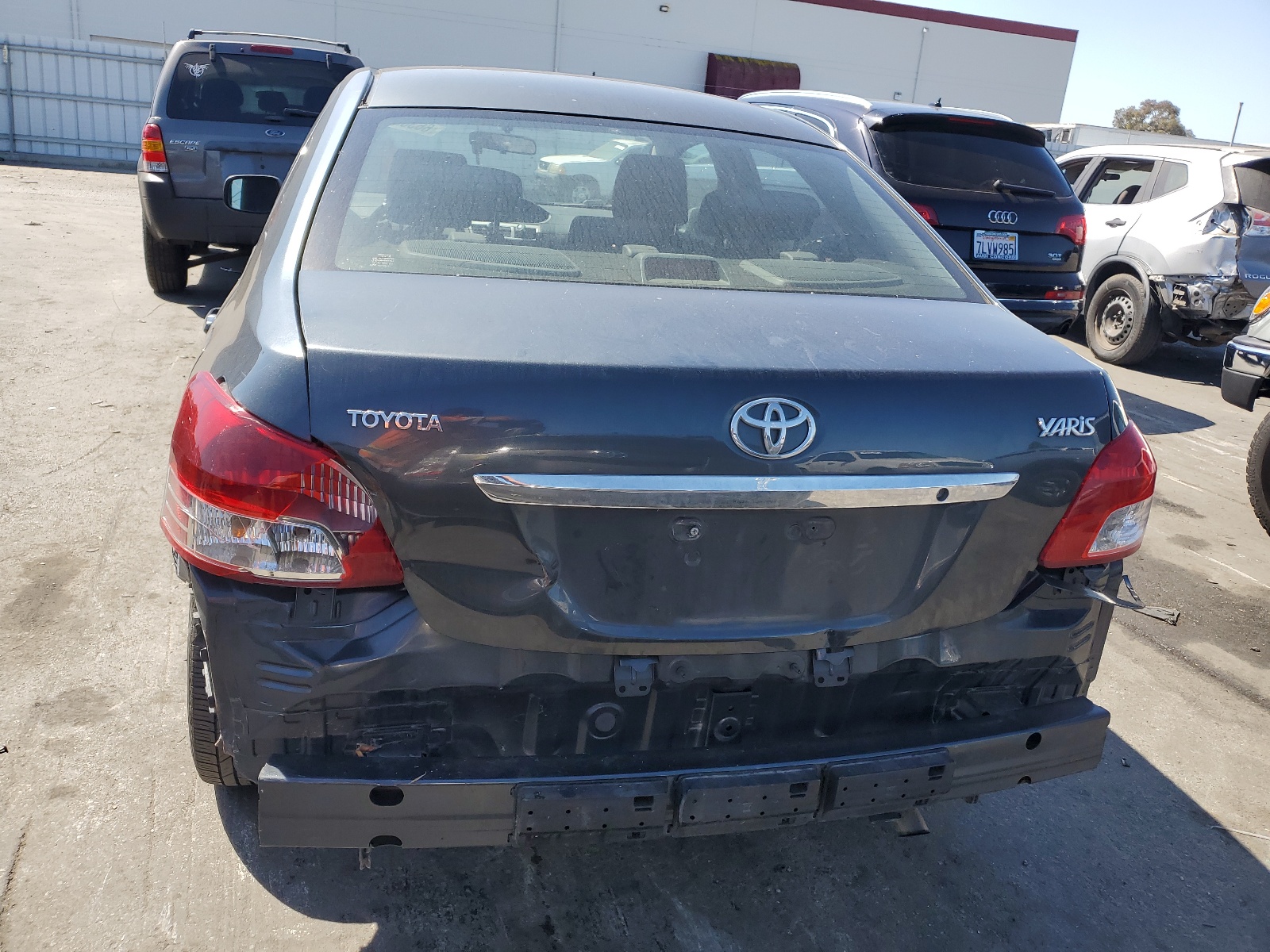 JTDBT923984019758 2008 Toyota Yaris