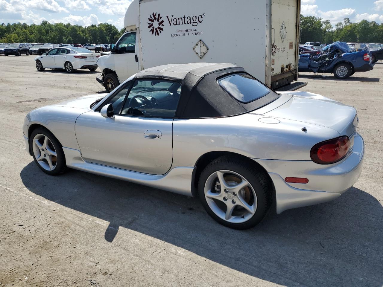 2003 Mazda Mx-5 Miata Base VIN: JM1NB353230306691 Lot: 67385614