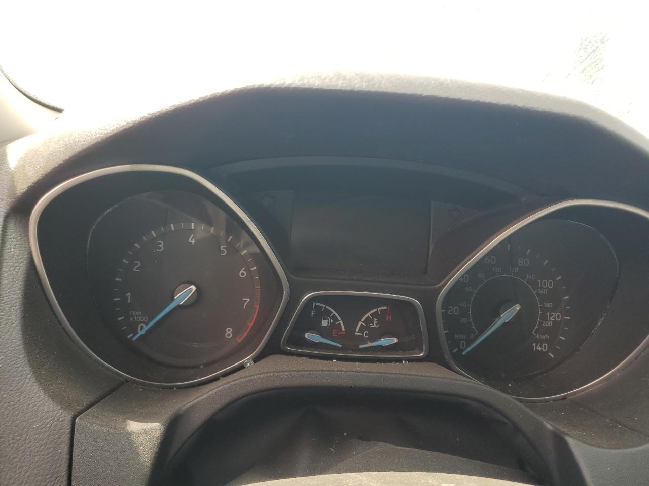 1FADP3K24JL287667 2018 Ford Focus Se