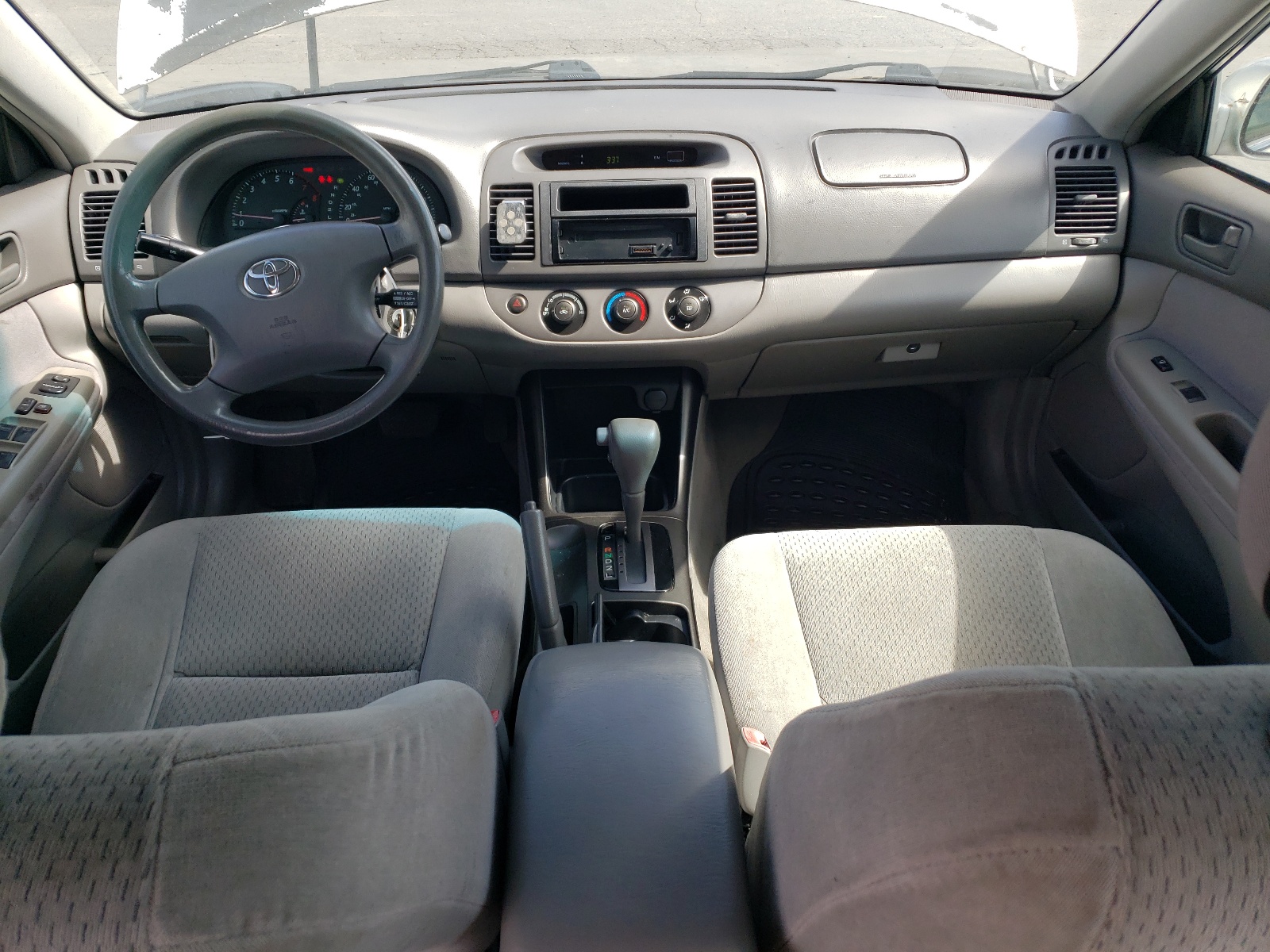 4T1BE32K84U925291 2004 Toyota Camry Le