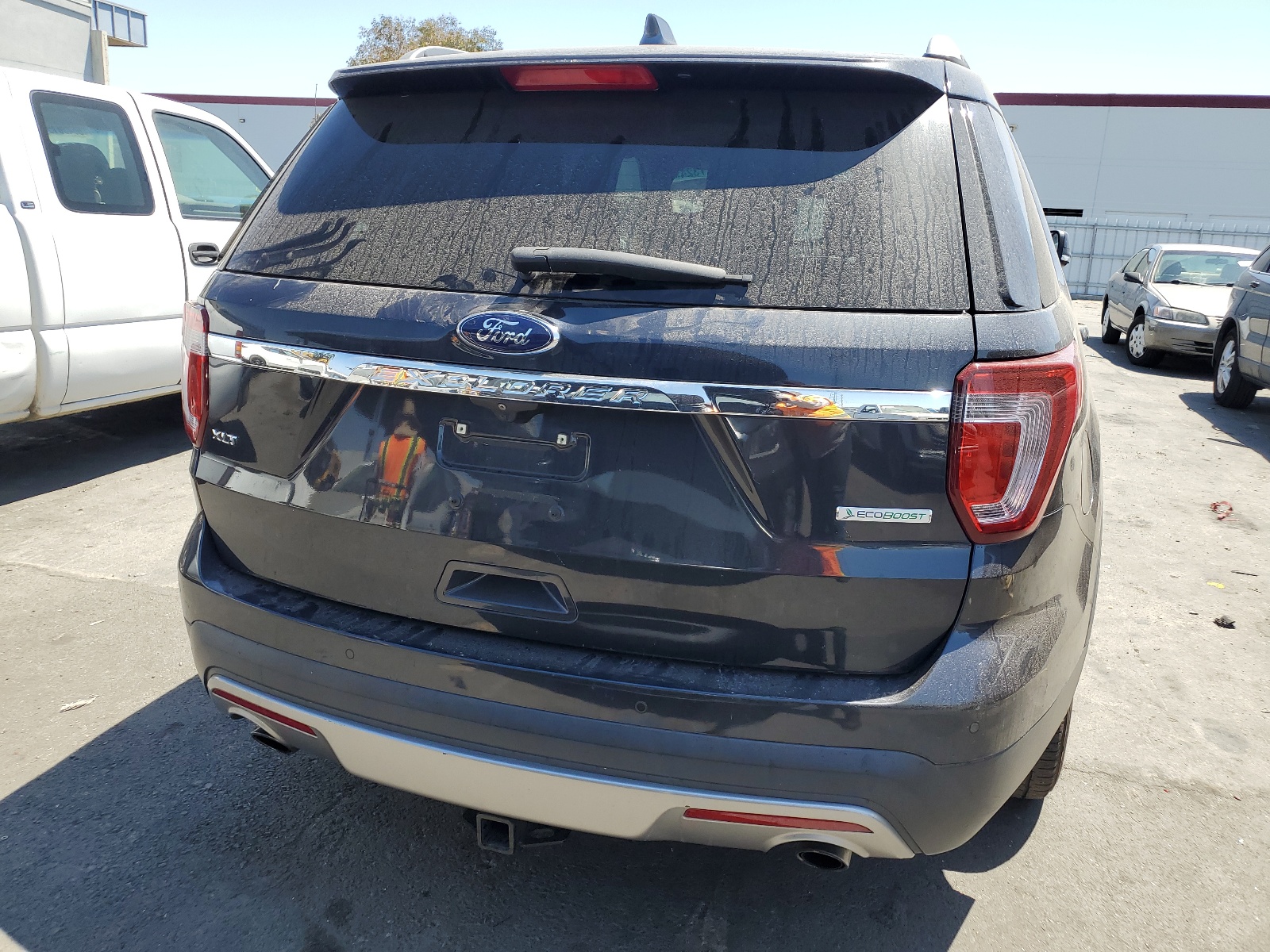 1FM5K7DHXHGA16410 2017 Ford Explorer Xlt