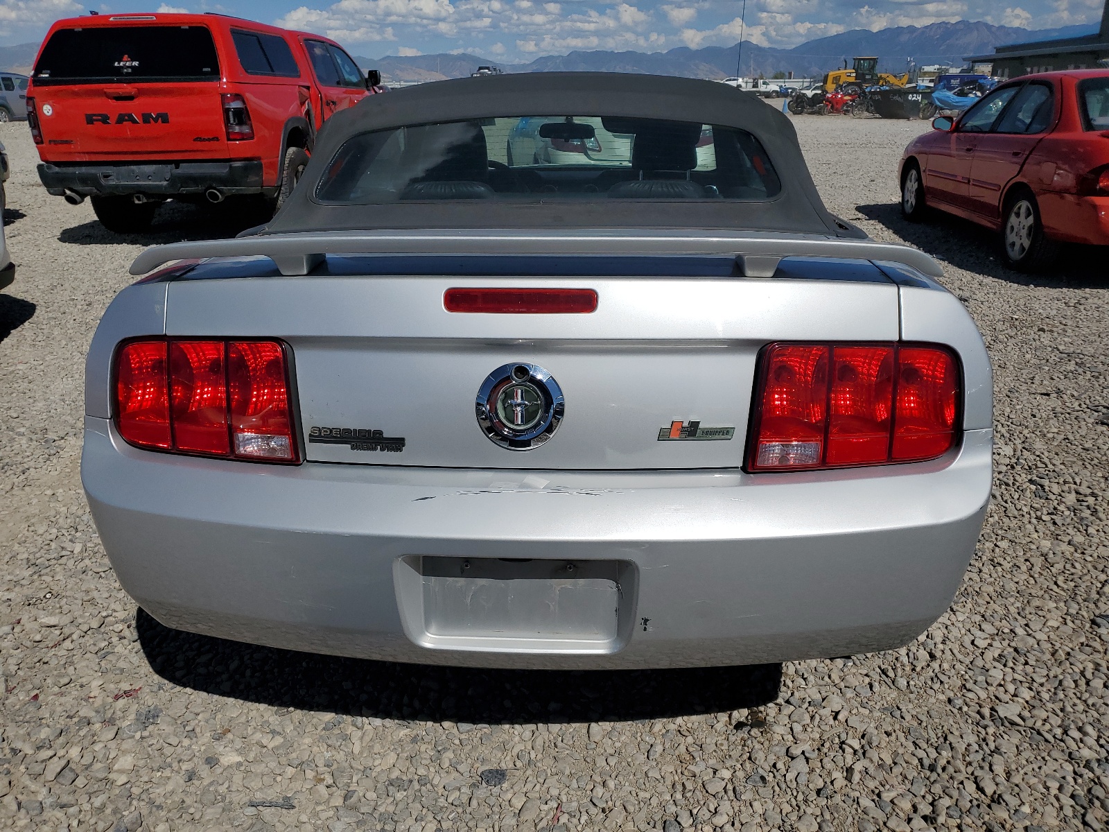 1ZVFT84N355252743 2005 Ford Mustang