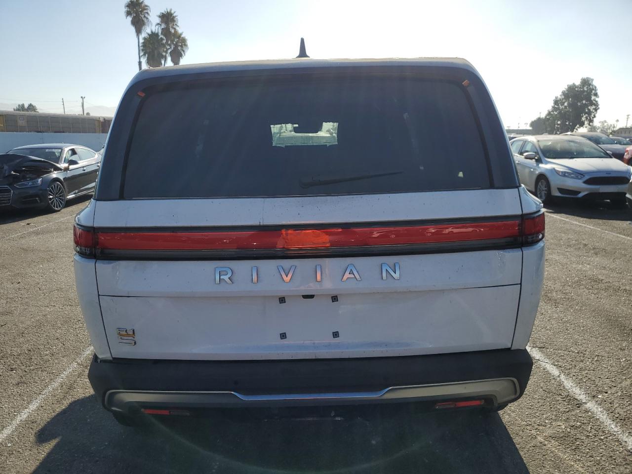 2024 Rivian R1S Adventure VIN: 7PDSGABA6RN043721 Lot: 64231094