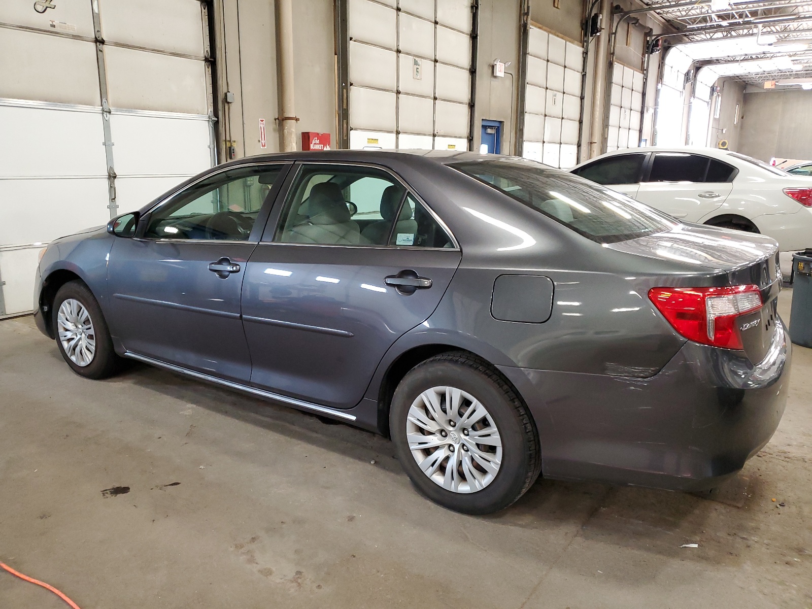 2012 Toyota Camry Base vin: 4T4BF1FK3CR170518