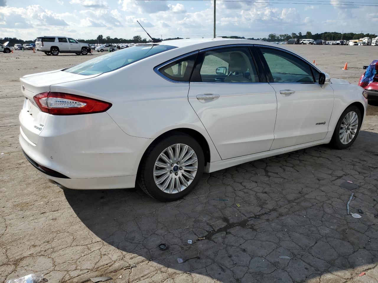 3FA6P0LU6FR189482 2015 Ford Fusion Se Hybrid