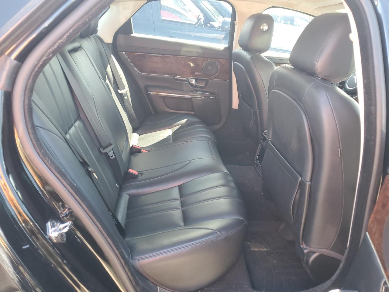 2013 Jaguar Xj VIN: SAJWJ1CD4D8V48202 Lot: 67296464