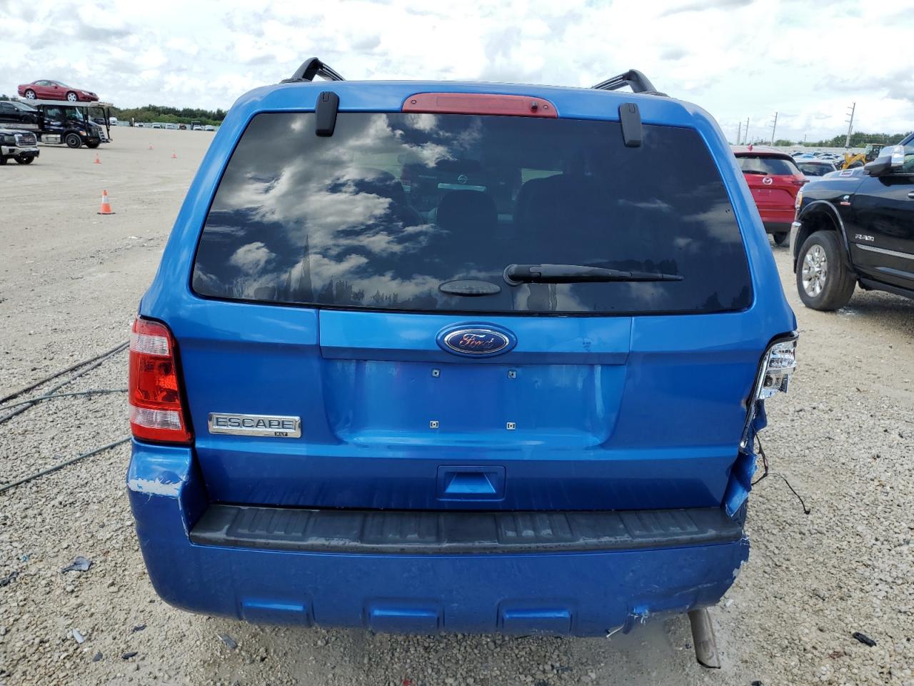 1FMCU0D78CKB44716 2012 Ford Escape Xlt