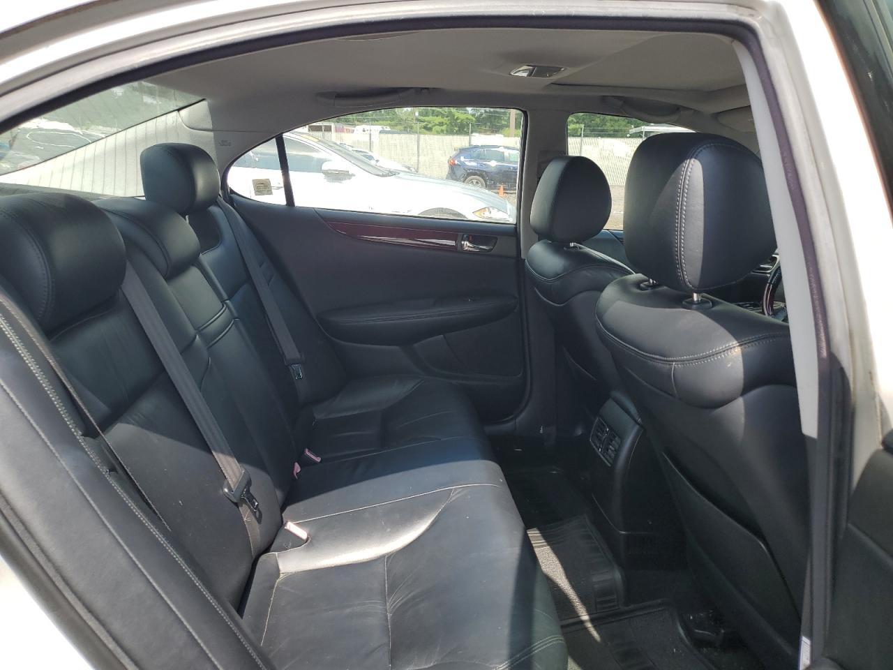 2004 Lexus Es 330 VIN: JTHBA30G440003069 Lot: 67906584