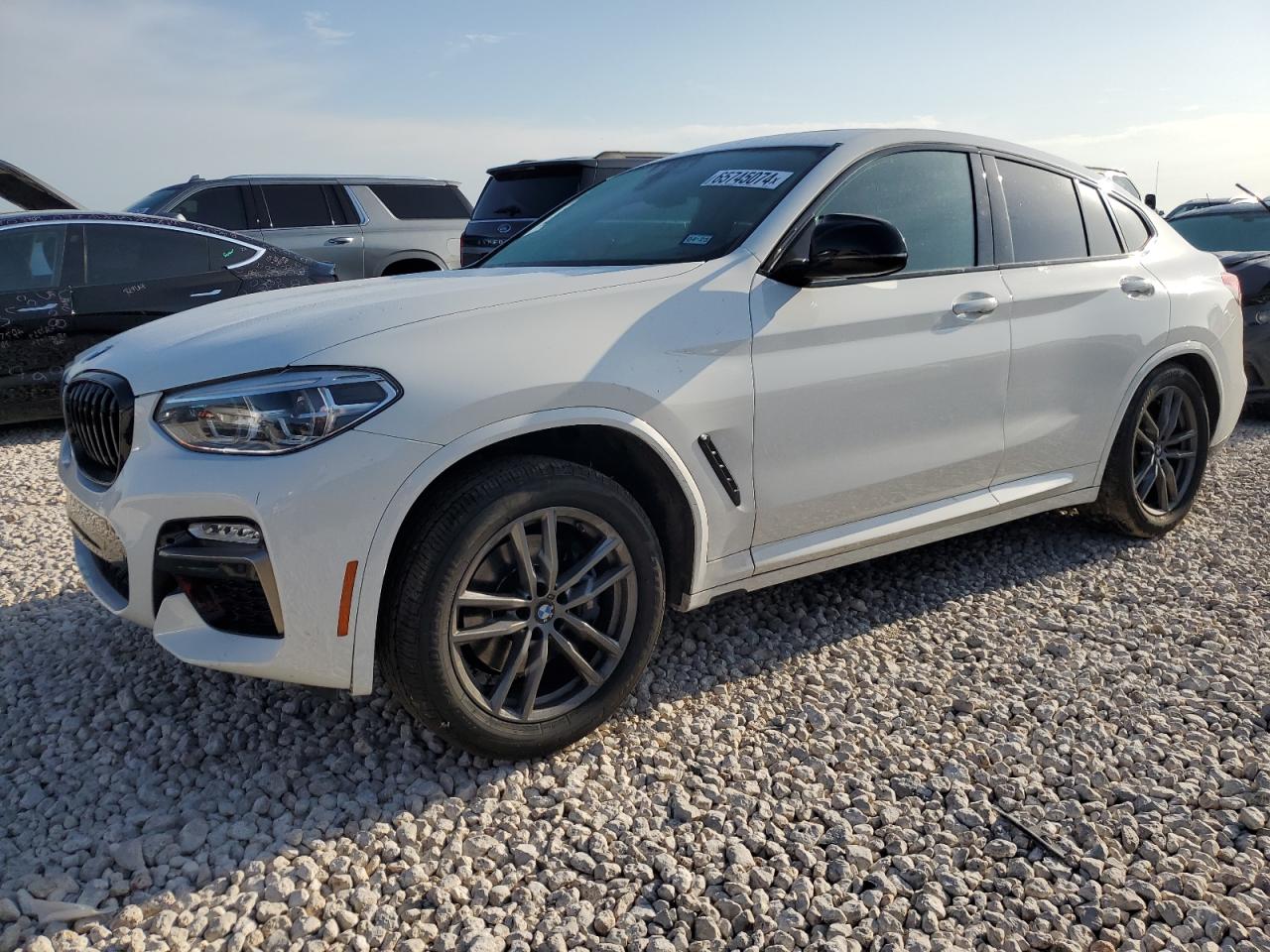 5UXUJ5C5XK9A32814 2019 BMW X4 - Image 1