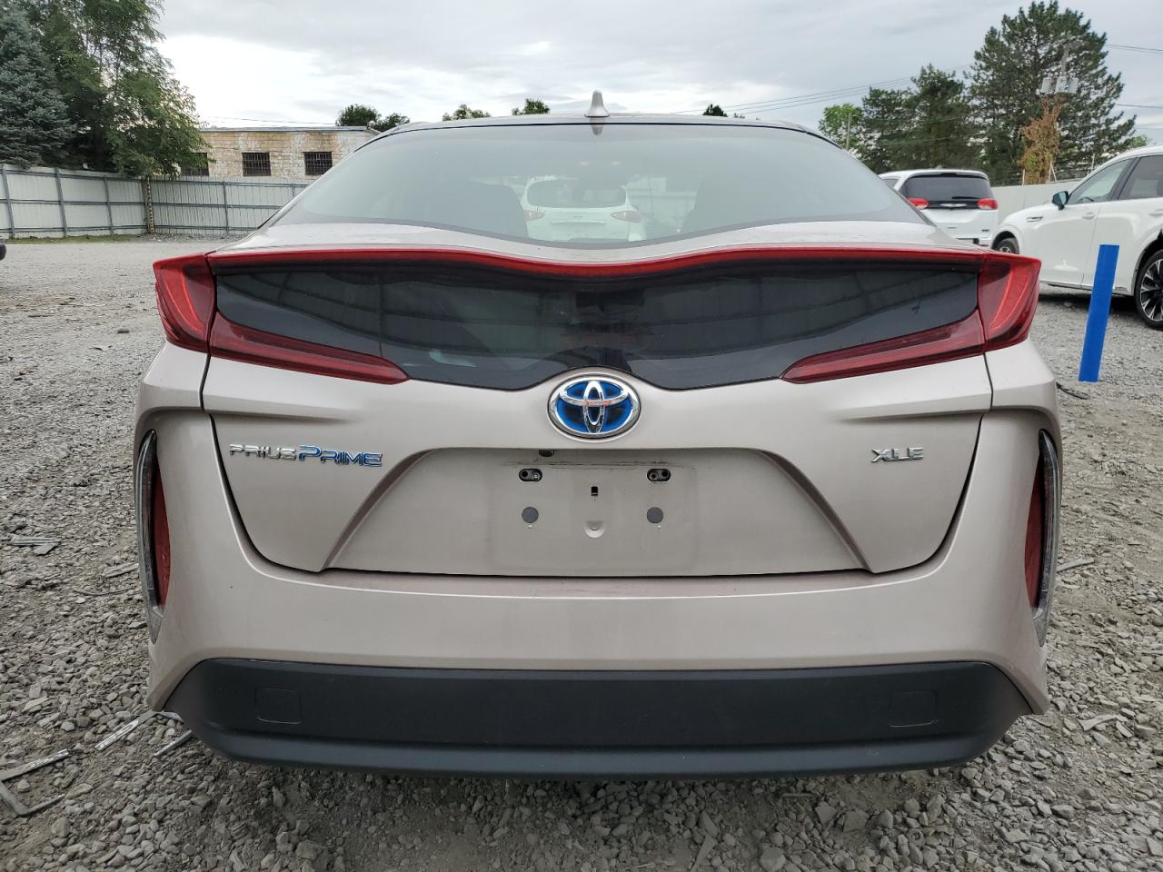 2020 Toyota Prius Prime Le VIN: JTDKARFPXL3121653 Lot: 69553534