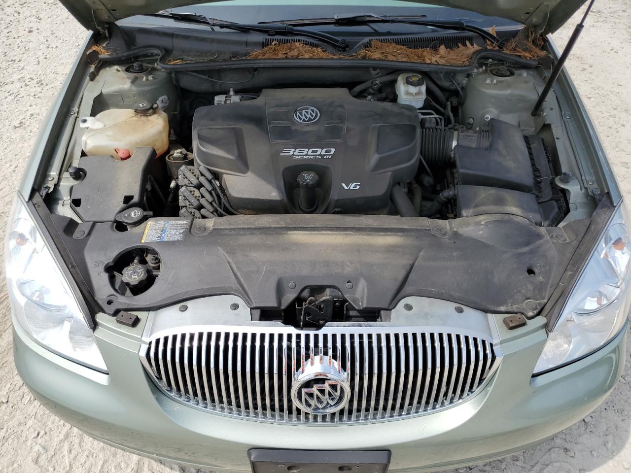 2007 Buick Lucerne Cx VIN: 1G4HP57227U137586 Lot: 65962174