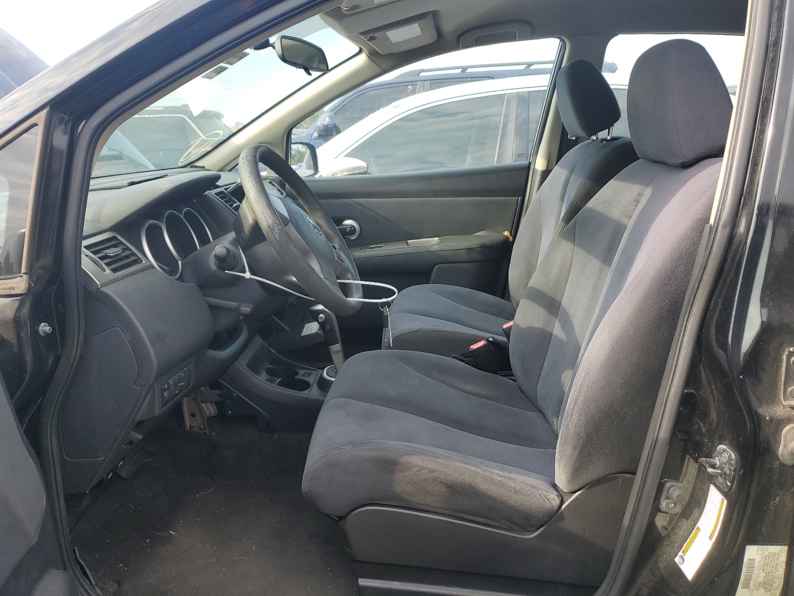 3N1BC13E09L499687 2009 Nissan Versa S