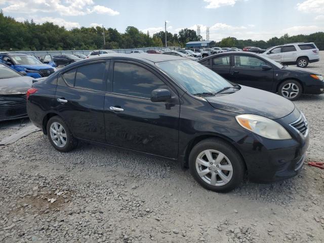 Седани NISSAN VERSA 2014 Чорний