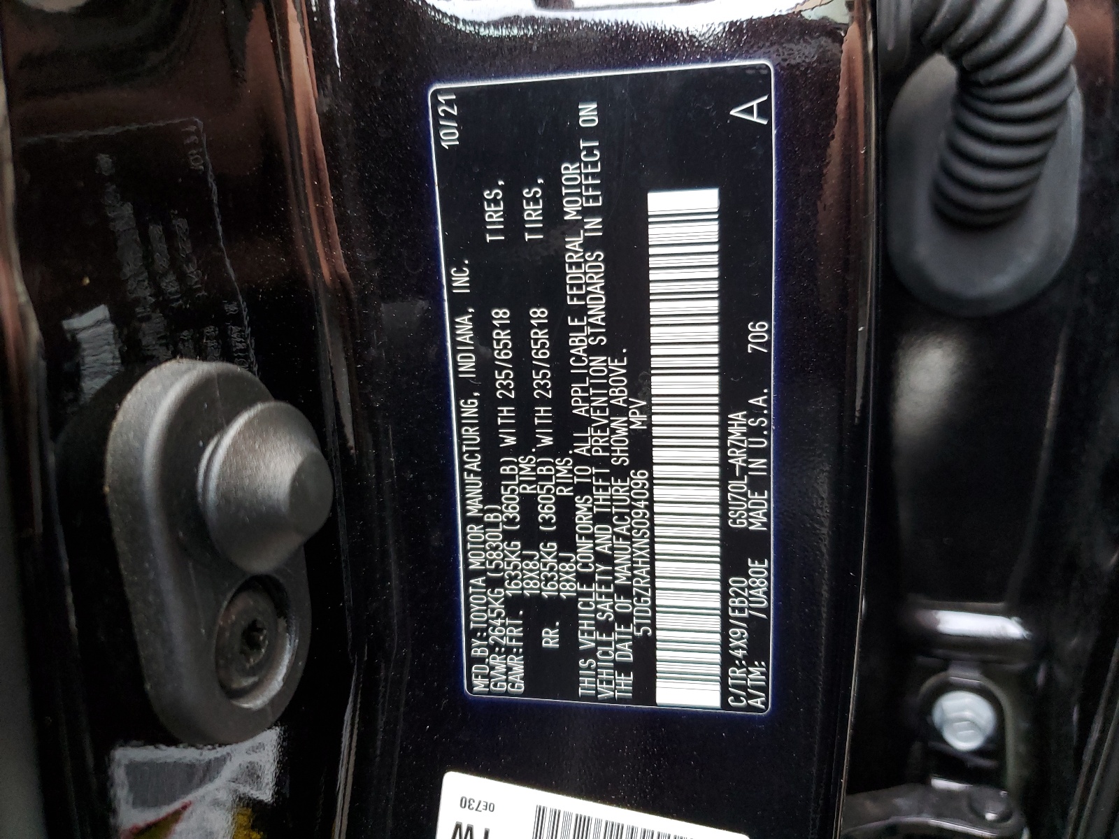 5TDGZRAHXNS094096 2022 Toyota Highlander Xle