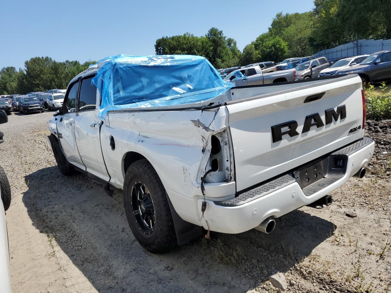 2017 RAM 1500 - Image 2