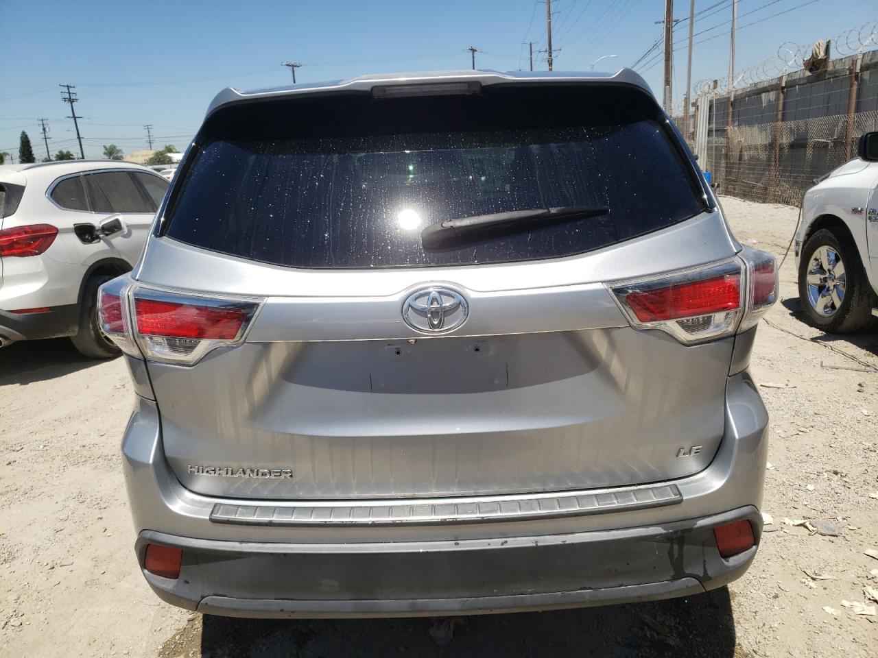 2015 Toyota Highlander Le VIN: 5TDZKRFH4FS092996 Lot: 68062634