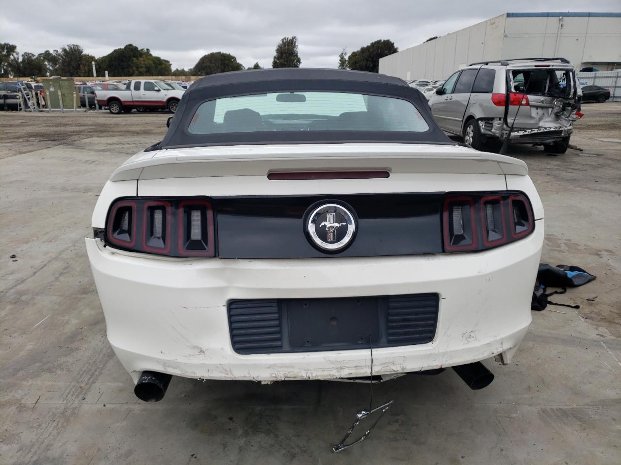 2013 Ford Mustang VIN: 1ZVBP8EM7D5203682 Lot: 68519974