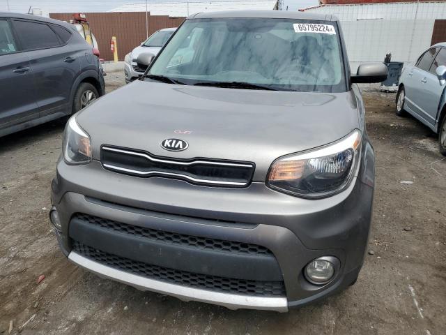  KIA SOUL 2018 Золотой