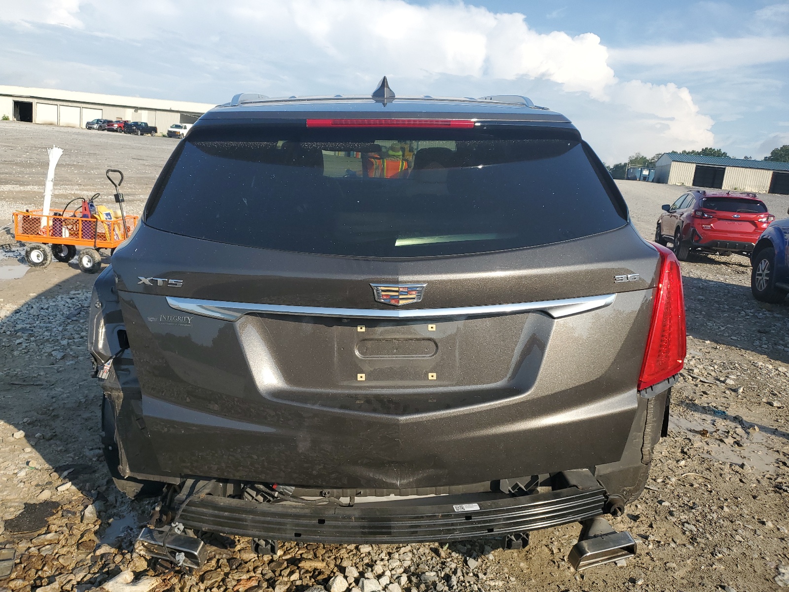 1GYKNCRS0KZ269818 2019 Cadillac Xt5 Luxury