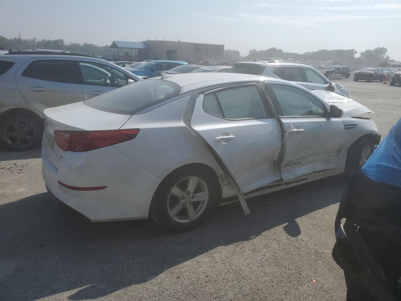 VIN KNAGM4A73F5652870 2015 KIA OPTIMA no.3