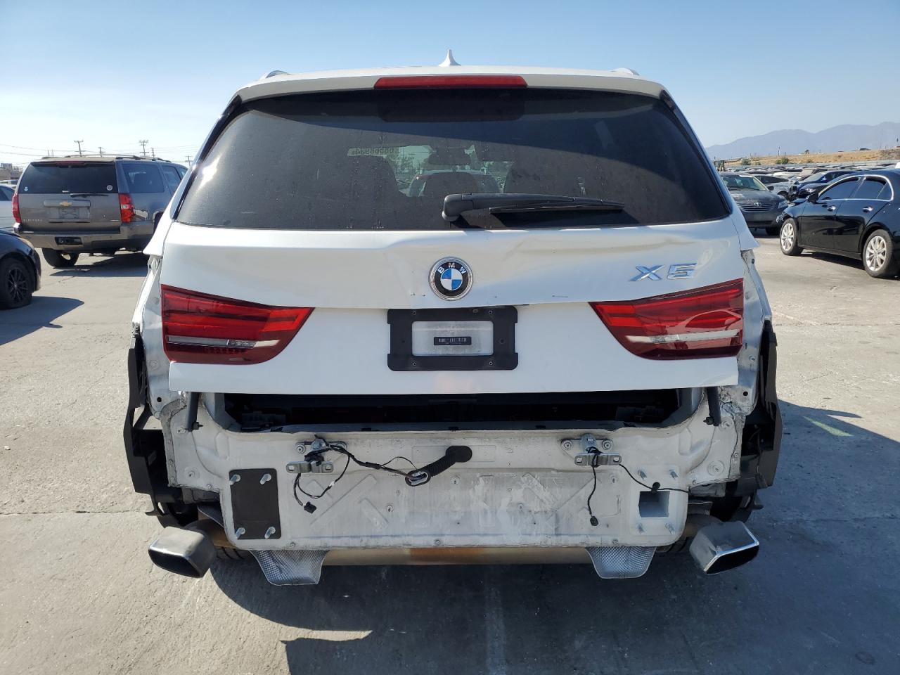 5UXKT0C55J0V99324 2018 BMW X5 Xdr40E