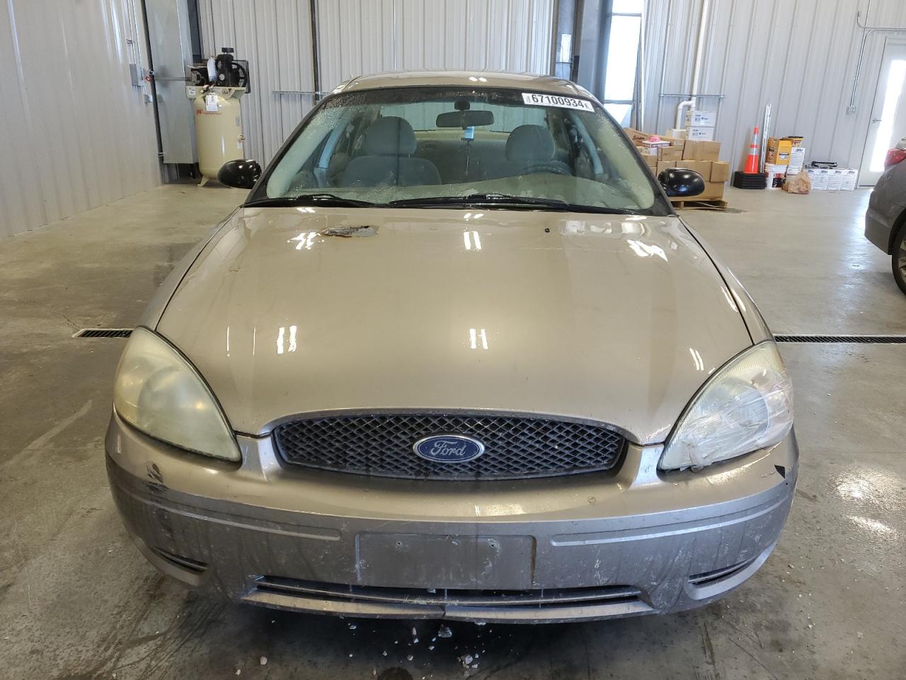 2005 Ford Taurus - Image 5