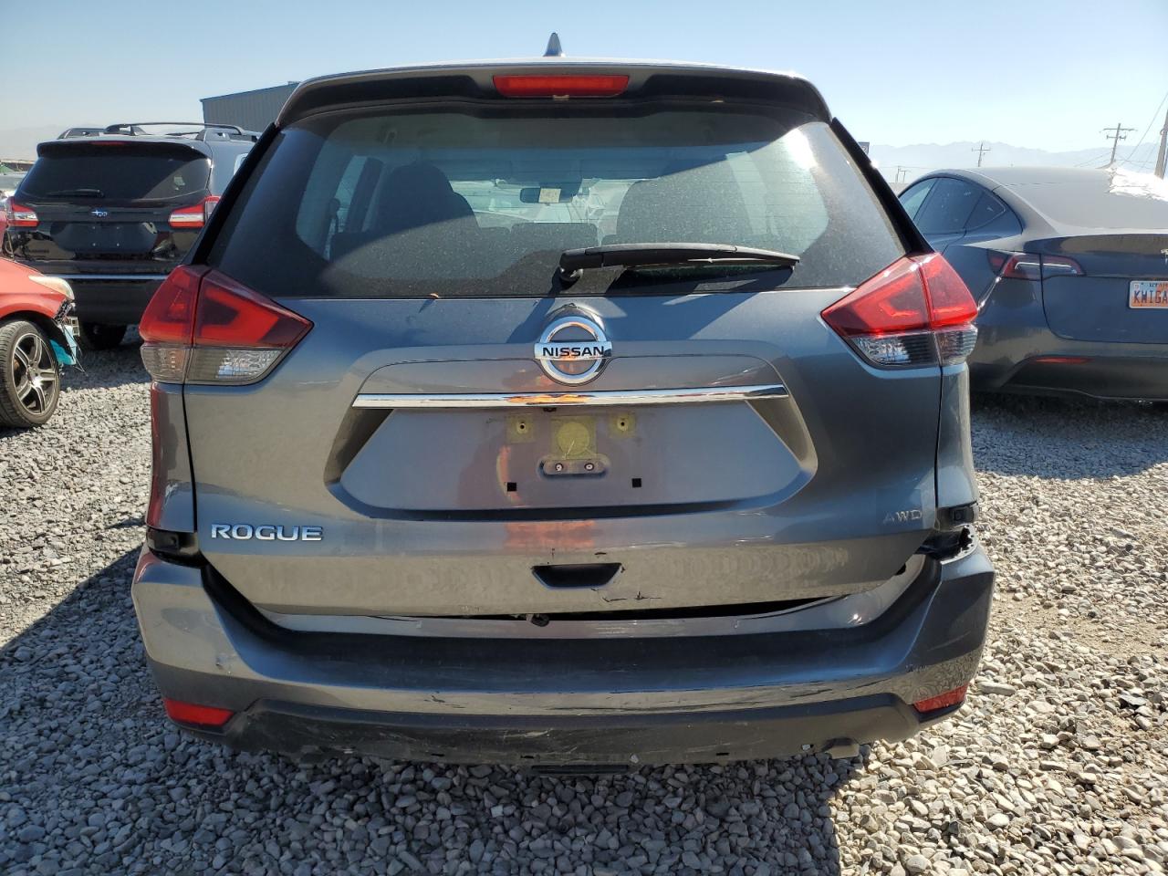 2020 Nissan Rogue S VIN: JN8AT2MV9LW132354 Lot: 69231184