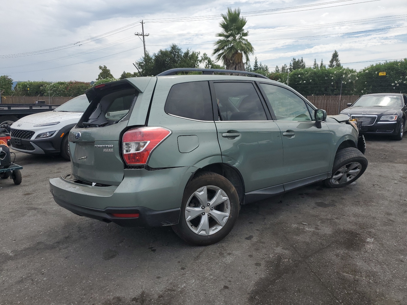 2015 Subaru Forester 2.5I Limited vin: JF2SJAHC1FH474142