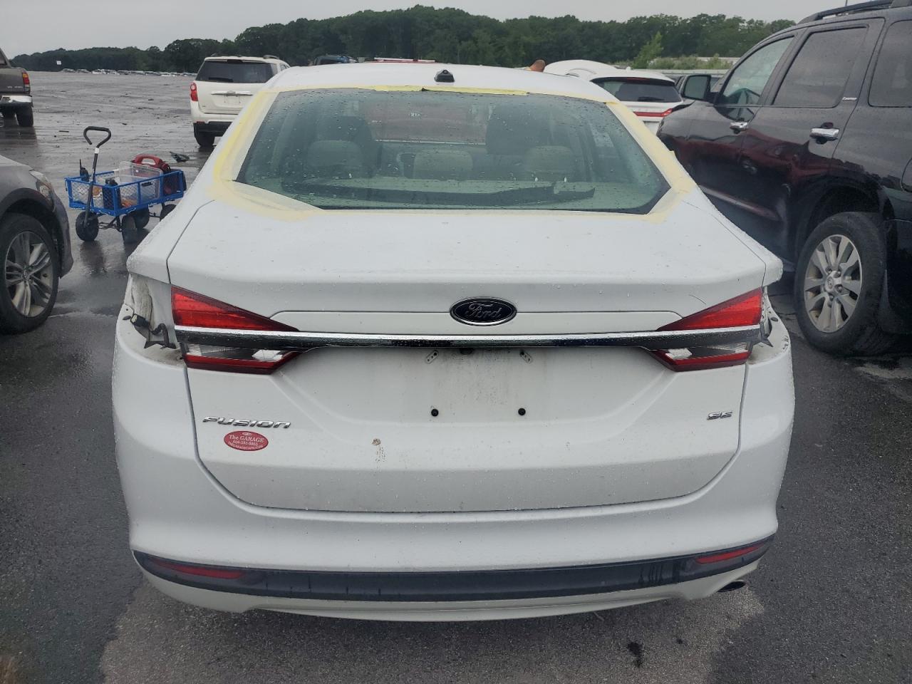 3FA6P0H76JR221472 2018 Ford Fusion Se