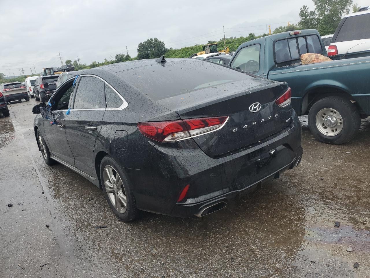 5NPE34AF5JH653449 2018 HYUNDAI SONATA - Image 2