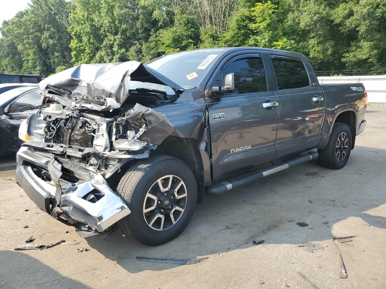 VIN 5TFDY5F14HX629500 2017 TOYOTA TUNDRA no.1