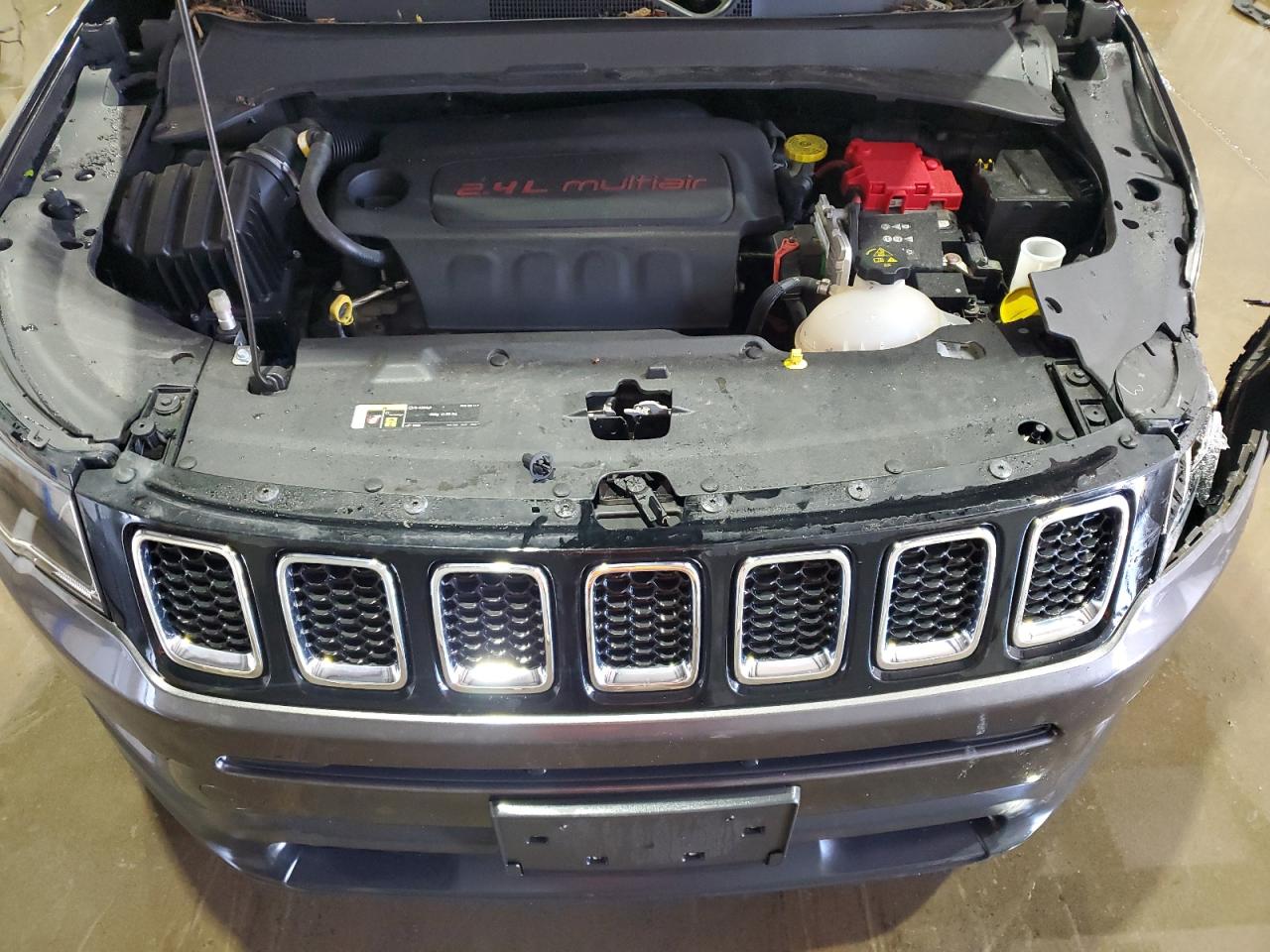 2019 Jeep Compass Latitude VIN: 3C4NJDBB9KT598670 Lot: 66889784