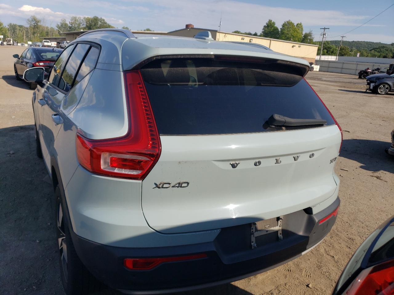 2019 Volvo Xc40 T5 Momentum VIN: YV4162XZXK2018657 Lot: 69303244