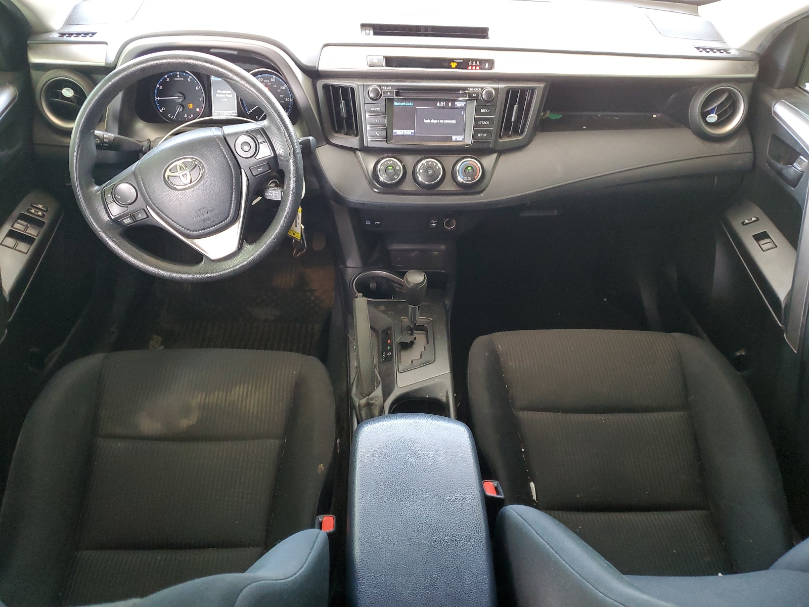 JTMZFREV1HJ119664 2017 Toyota Rav4 Le