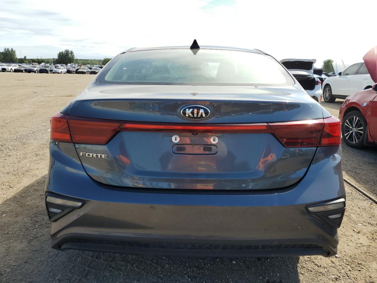 3KPF24AD7ME344774 2021 Kia Forte Fe