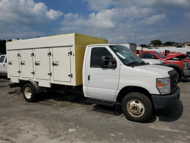 2017 Ford Econoline E450 Super Duty Cutaway Van na sprzedaż w Cahokia Heights, IL - Hail