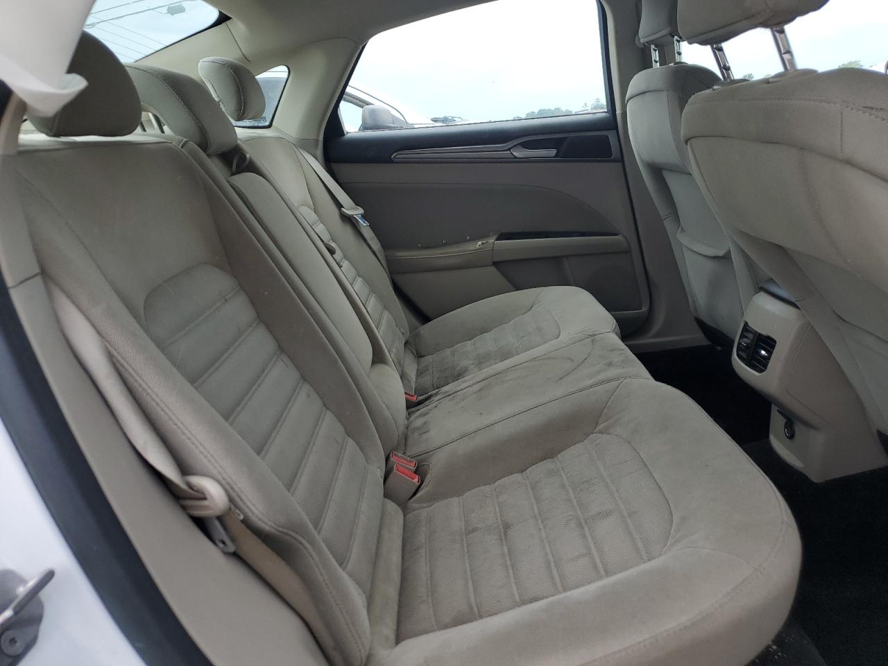 2017 Ford Fusion Se VIN: 3FA6P0H79HR145997 Lot: 69806804