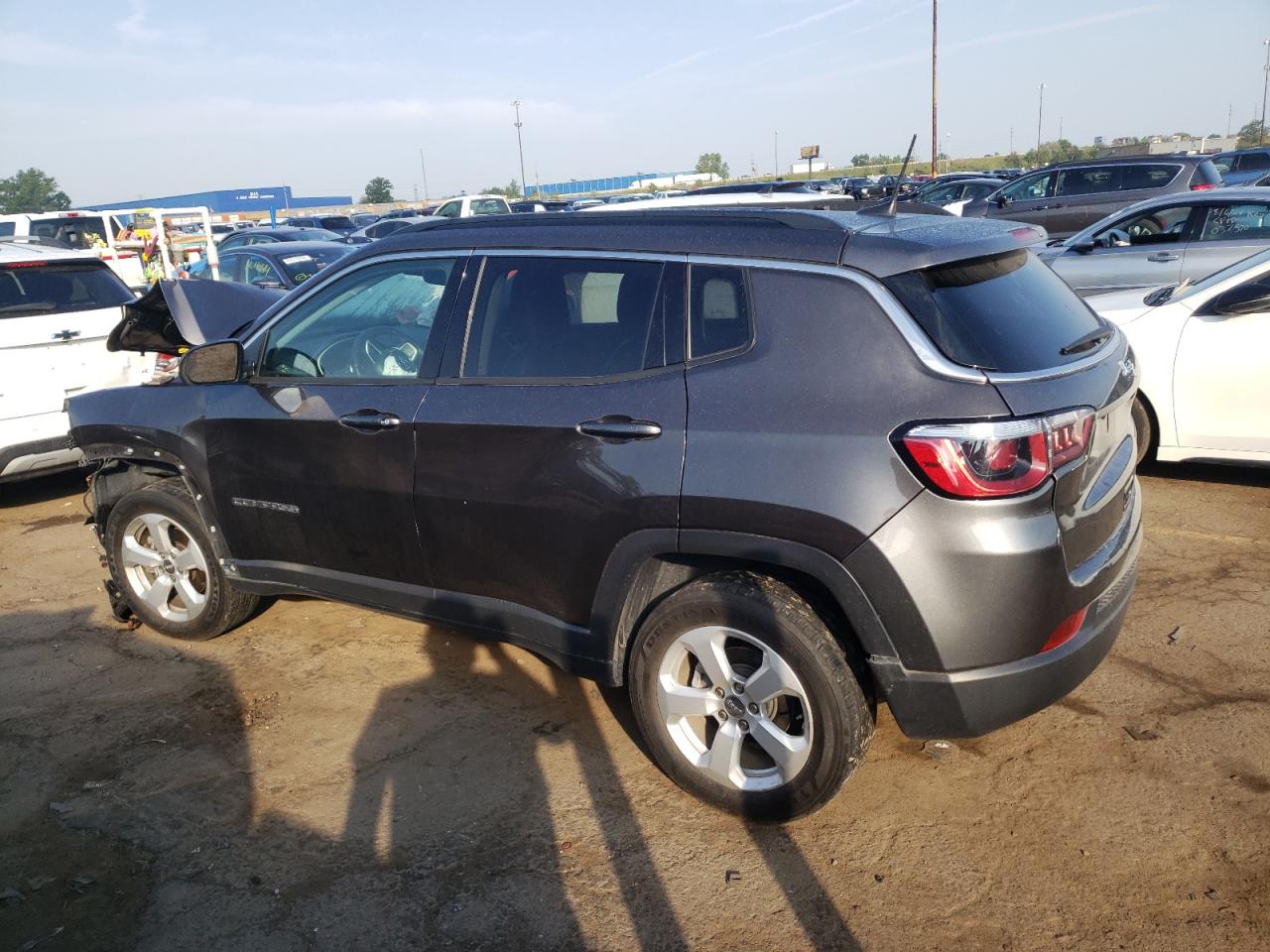 2018 Jeep Compass - Image 2