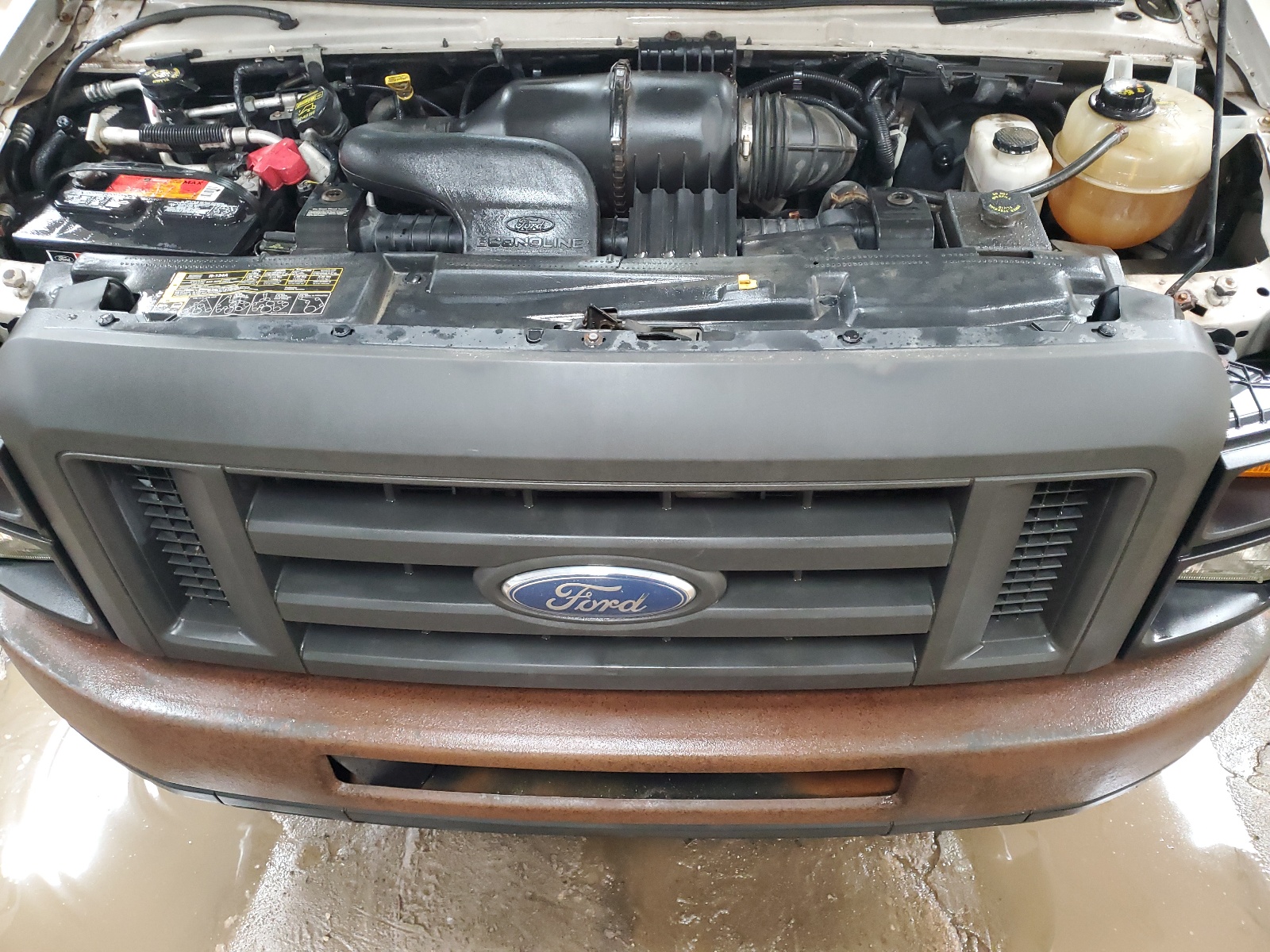 1FMNE1BW2ADB00895 2010 Ford Econoline E150 Wagon