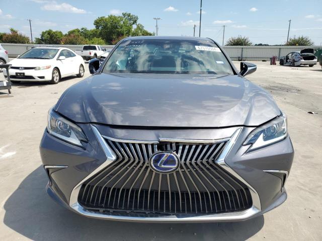 58AD21B13LU005590 Lexus ES300 ES 300H 5