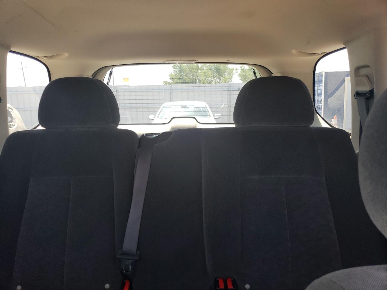 2005 GMC Envoy VIN: 1GKDT13S352381466 Lot: 65349404