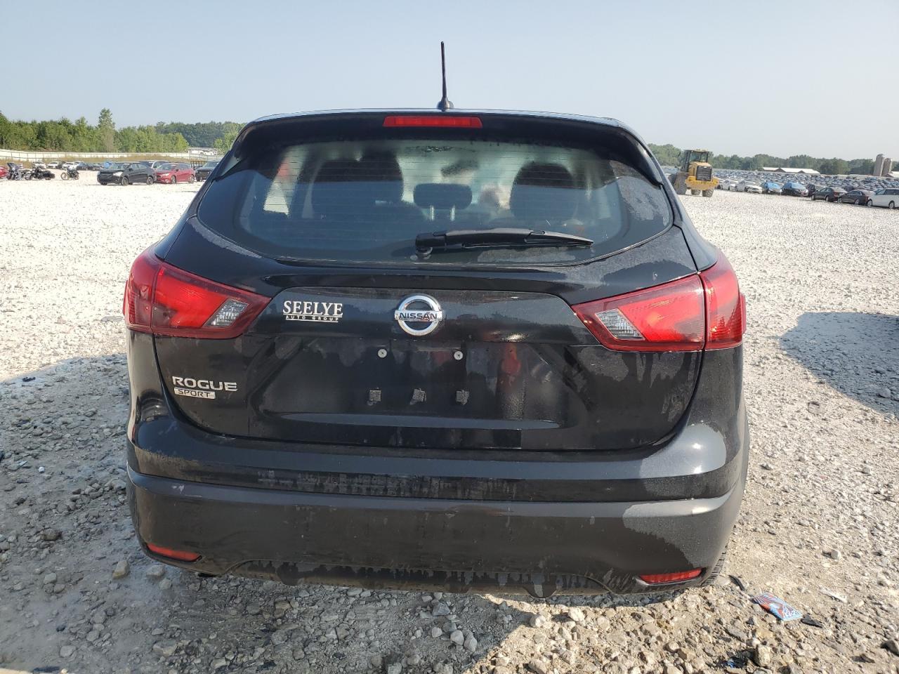 JN1BJ1CP5KW210259 2019 Nissan Rogue Sport S