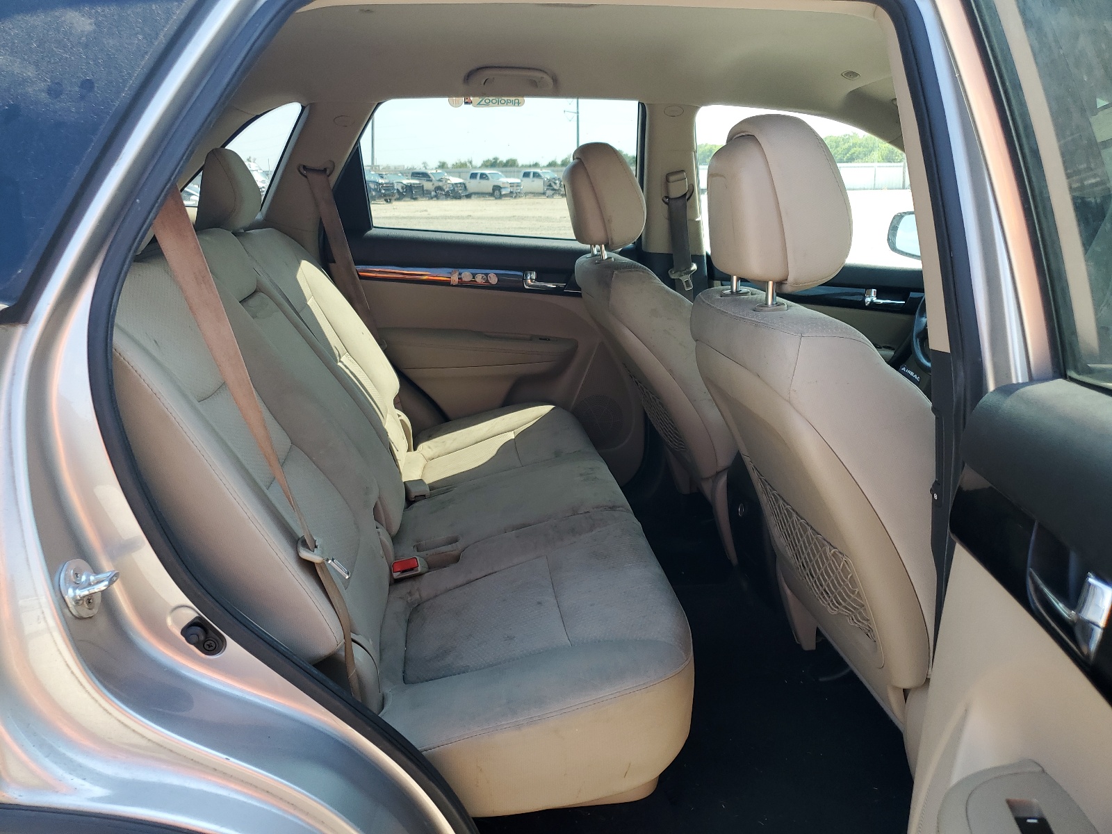 5XYKT3A14DG373678 2013 Kia Sorento Lx