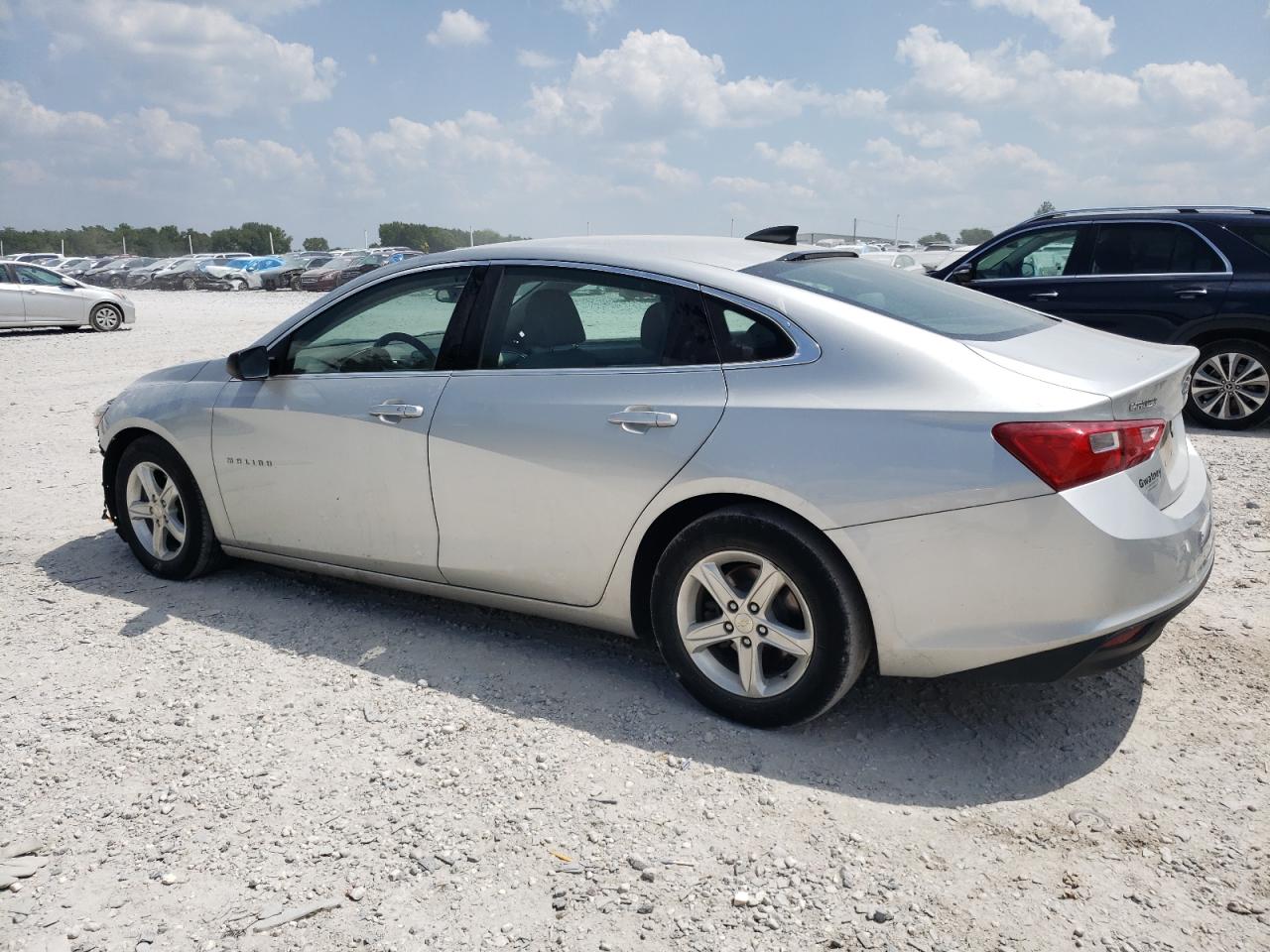 1G1ZB5ST1KF123613 2019 CHEVROLET MALIBU - Image 2