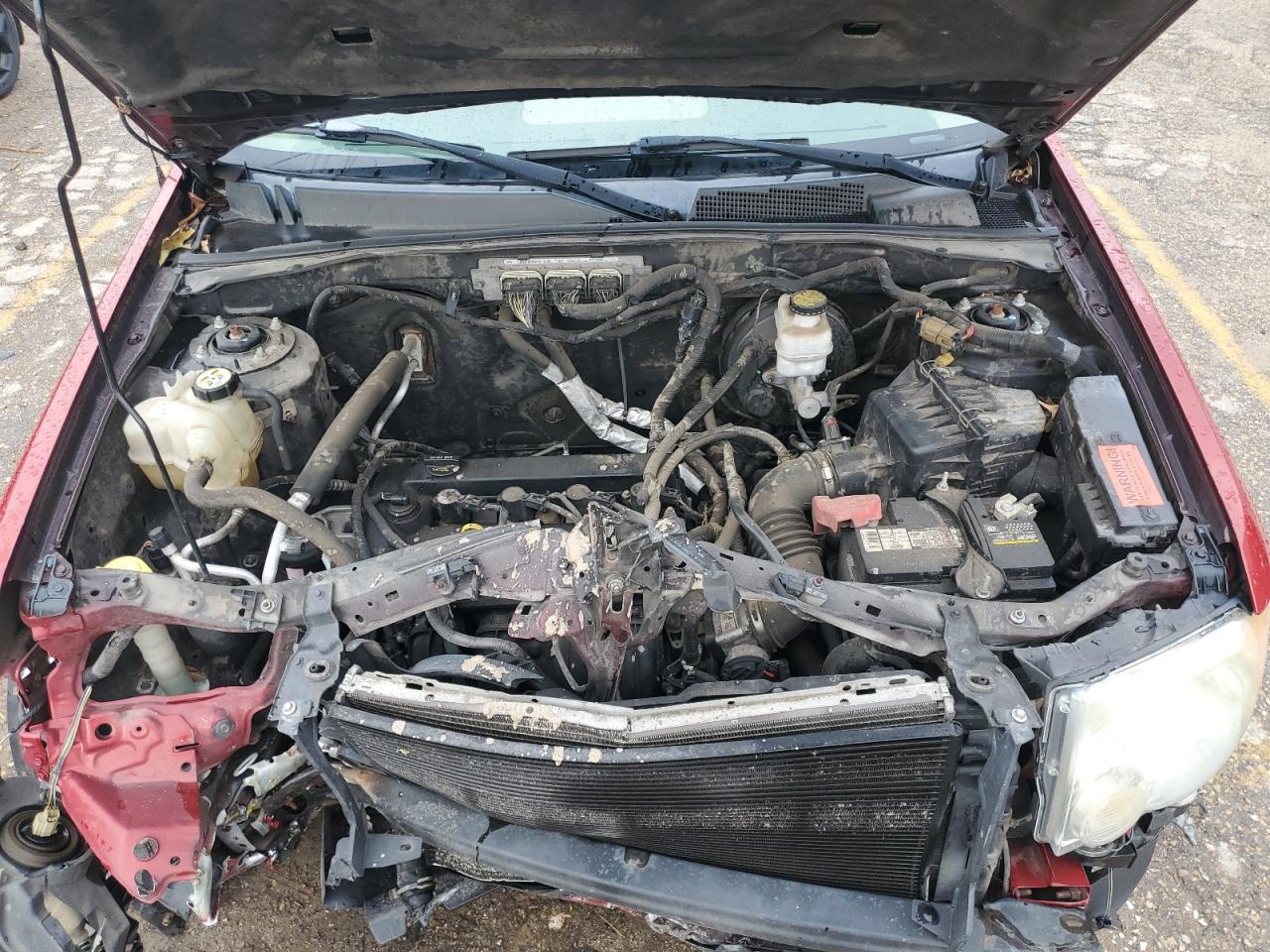 2010 Ford Escape - Image 13
