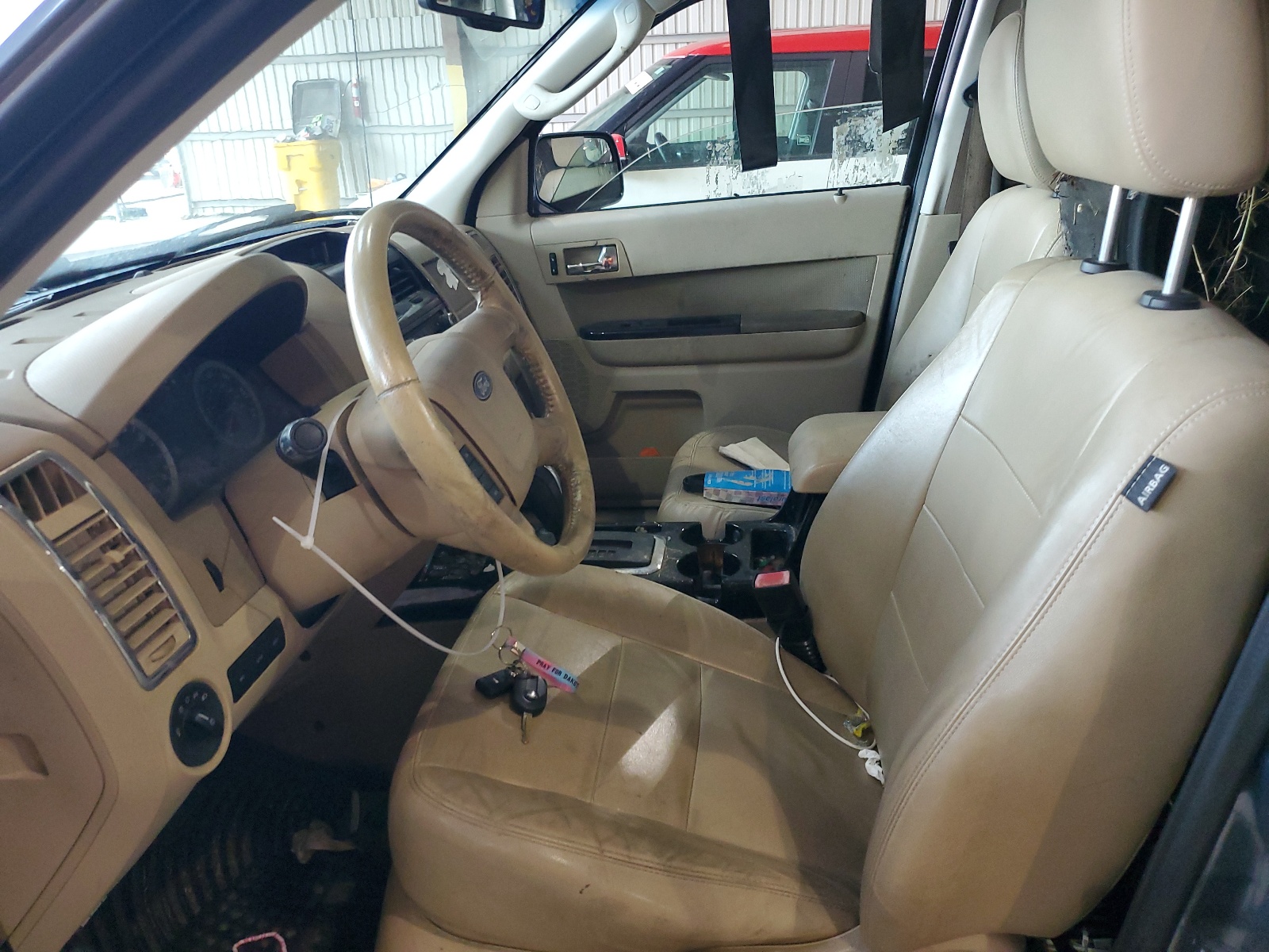 1FMCU0E72BKA36637 2011 Ford Escape Limited