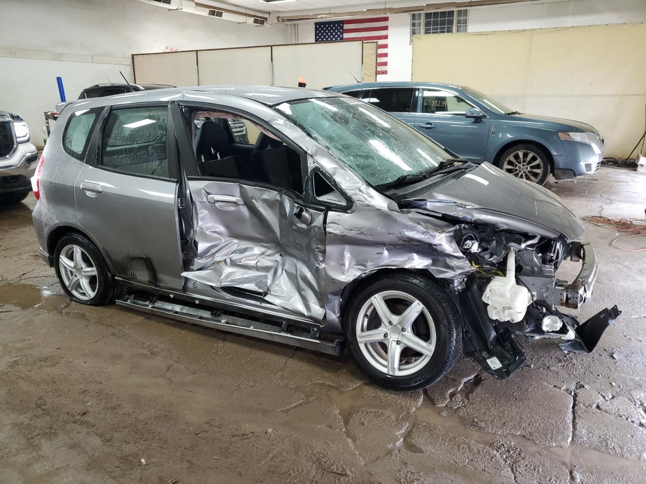 2007 Honda Fit - Image 4