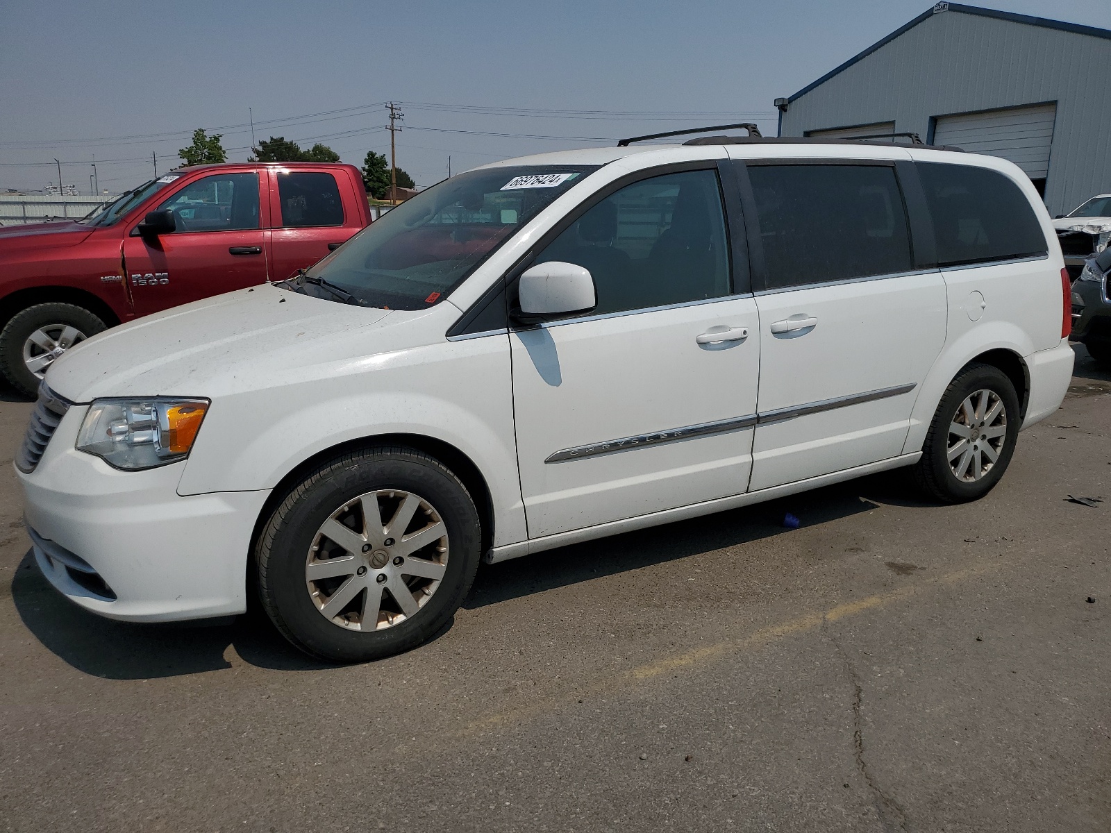 2016 Chrysler Town & Country Touring vin: 2C4RC1BG8GR280815